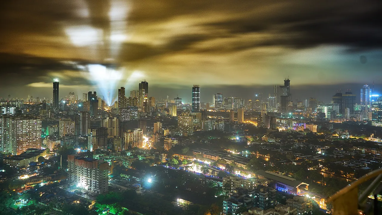 Mumbai by night